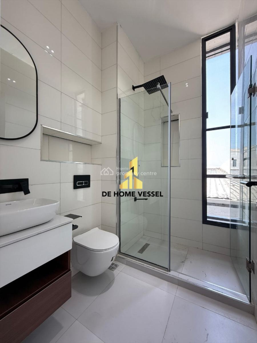 Perfectly Carved Luxury 2 Bedroom Apartment with Swimming Pool and Gym, Ologolo, Lekki, Lagos, Flat / Apartment for Sale