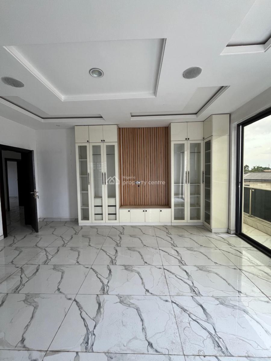Spaciously Built 4 Bedroom Penthouse with Elevator and a Communal Pool, Ikeja Gra, Ikeja, Lagos, House for Sale