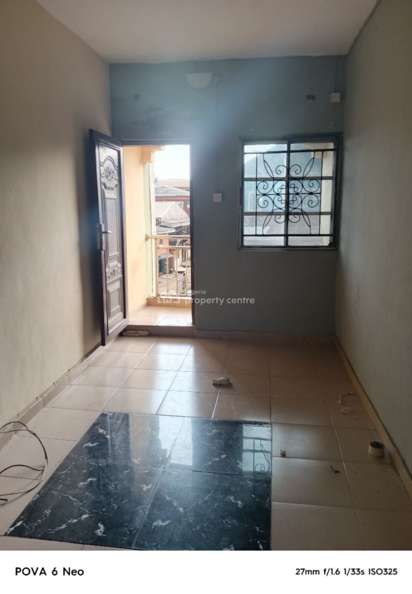 Semi Brand New Miniflat, Off Lawanson Road, Surulere, Lagos, Mini Flat (room and Parlour) for Rent