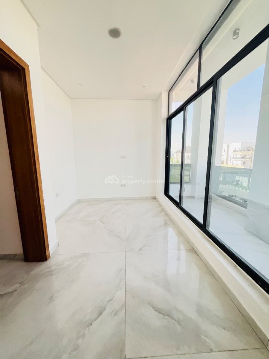 Luxurious 5 Bedroom Mansion Now Available, Orchid Road, Lekki, Lagos, House for Sale