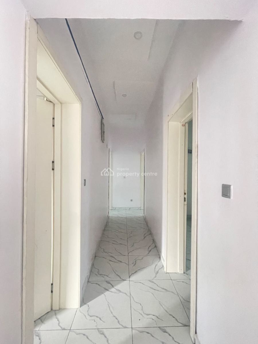 Spacious Three Bedroom with Bq Apartment, Osapa, Lekki Phase 1, Lekki, Lagos, Flat / Apartment for Sale