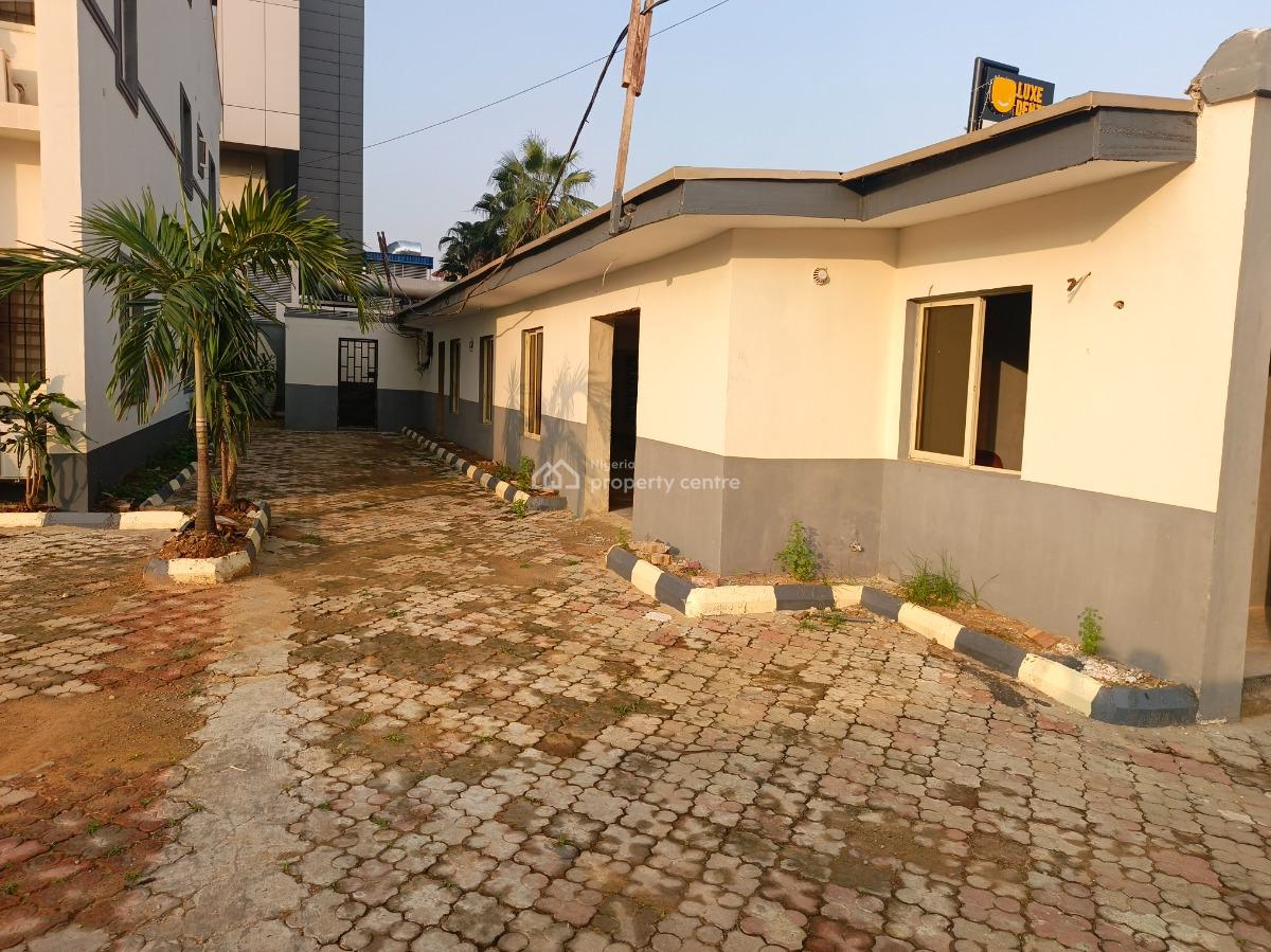 4 Bedroom Town House & Open Pentroom, Ikeja Gra, Ikeja, Lagos, Commercial Property for Rent