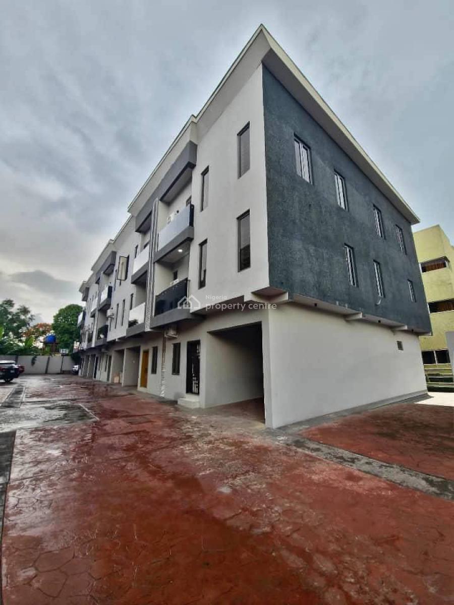 Nicely Built 4 Bedroom Terrace Duplex House in a Secured Estate, Maryland, Maryland, Lagos, Terraced Duplex for Sale