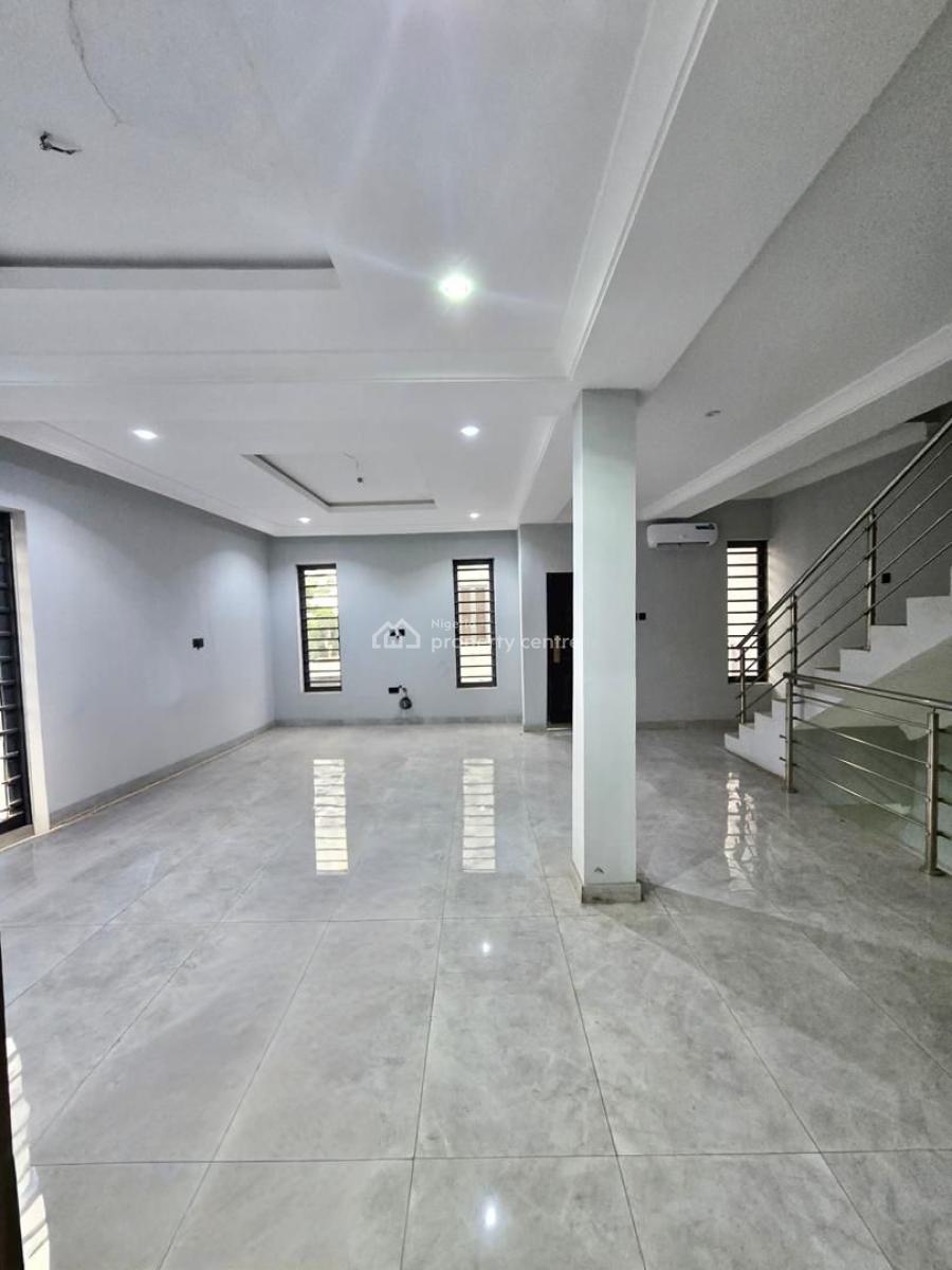 Nicely Built 4 Bedroom Terrace Duplex House in a Secured Estate, Maryland, Maryland, Lagos, Terraced Duplex for Sale