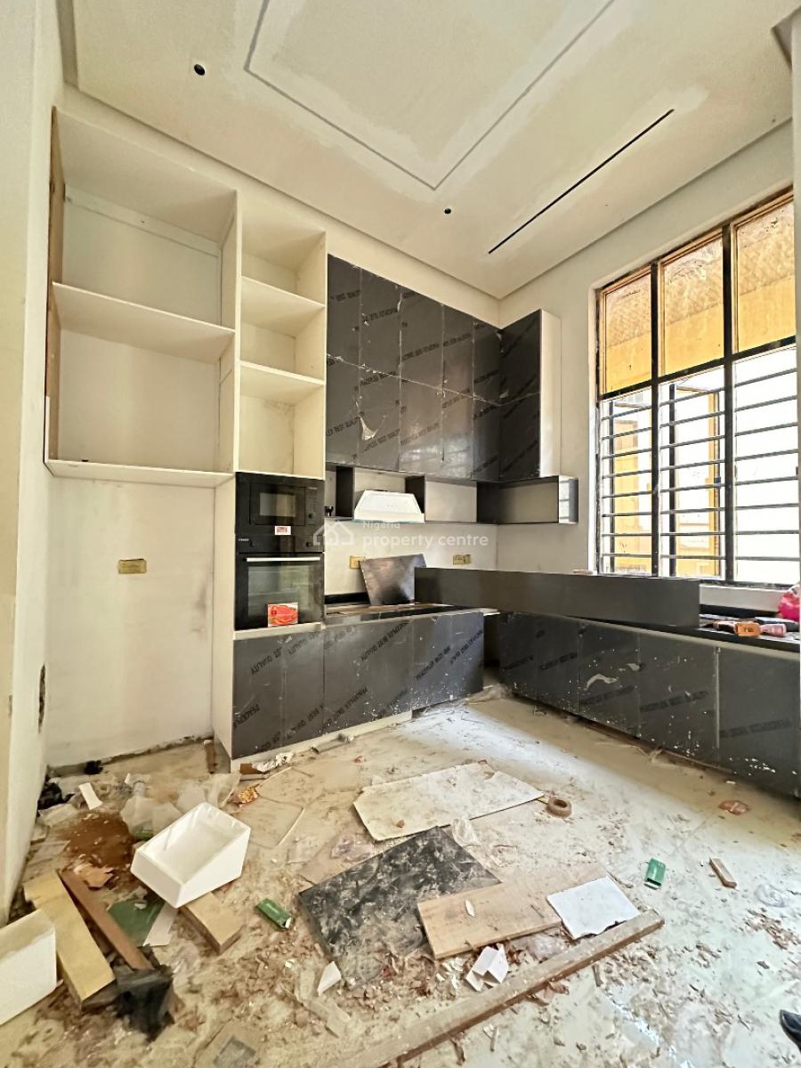 3 Bedroom Apartment, Lekki Phase 1, Lekki, Lagos, Flat / Apartment for Sale