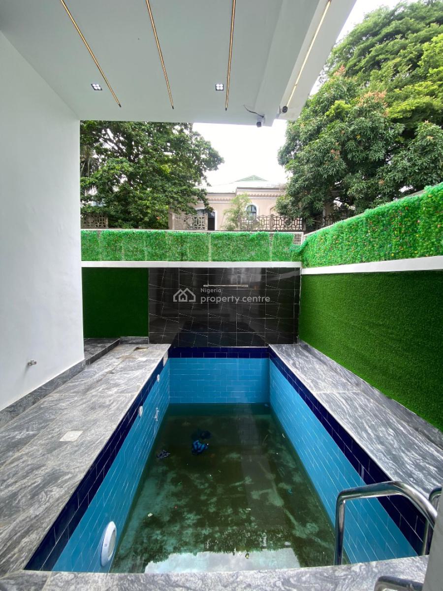 5 Bedroom Fully Detached Duplex with Bq & Pool, Daffodil Estate, Second Toll Gate, Lekki, Lagos, Detached Duplex for Sale