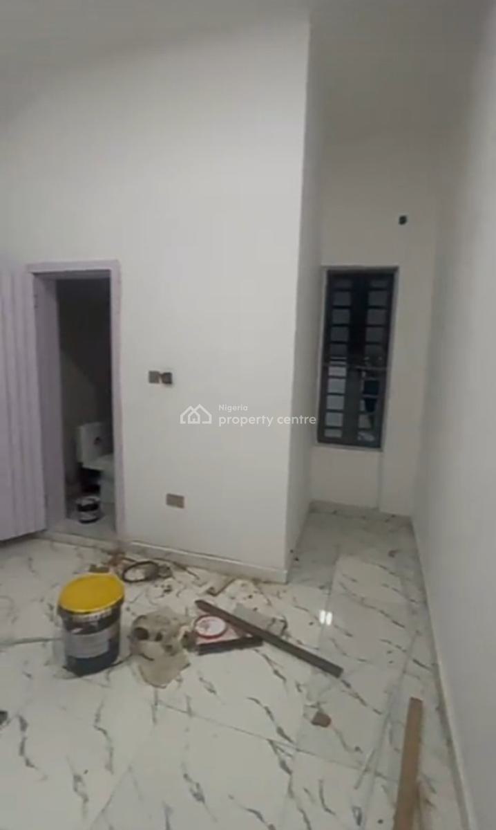 Standard Bedroom Inside a Shared Apartment, Emcel Garden Estate Orchid Road, Lekki, Lagos, Self Contain (single Rooms) for Rent