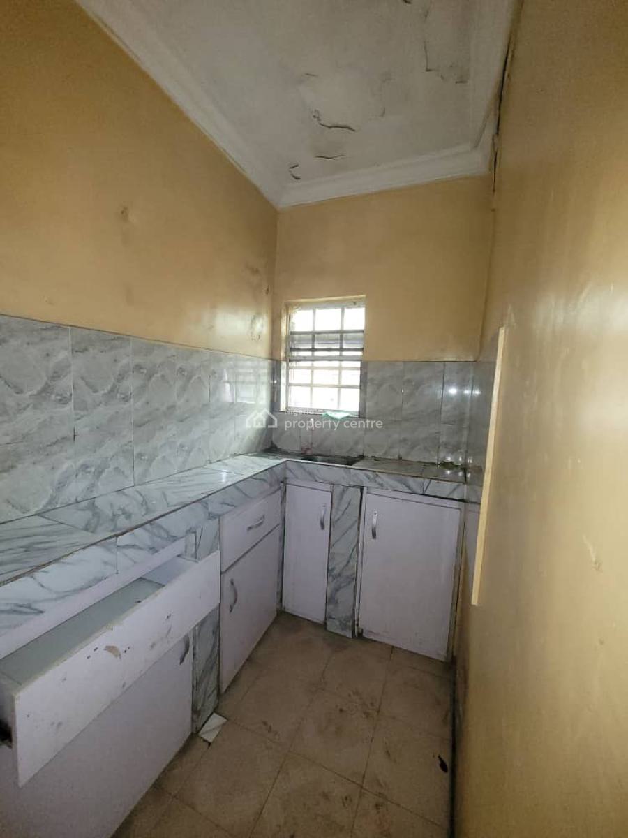 Decent and Spacious Miniflat, Alagomeji, Yaba, Lagos, Mini Flat (room and Parlour) for Rent