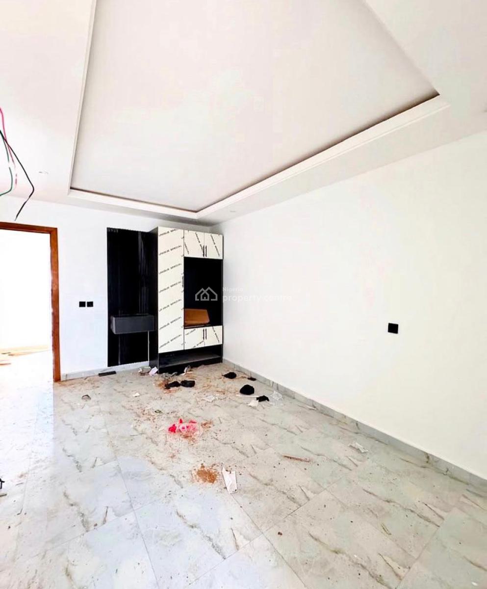 Brand New Spacious  2-bedroom Maisonette with Swimming Pool, Lekki Phase 1, Lekki, Lagos, Flat / Apartment for Rent