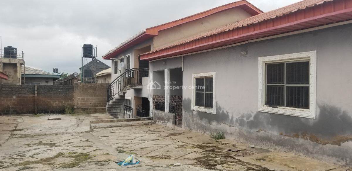 3 Bedroom Flat with Good Facilities, Airport Road, Alakia, Ibadan, Oyo, Flat / Apartment for Rent