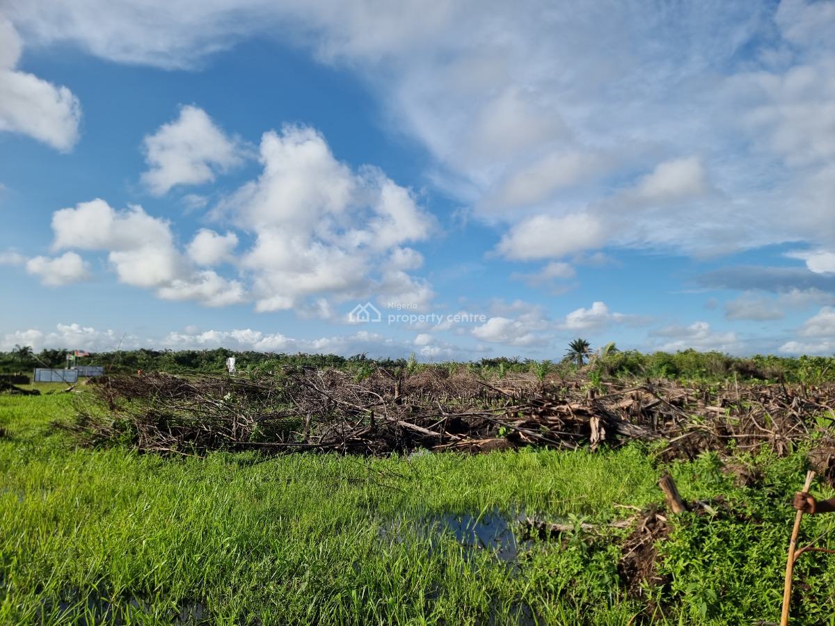 Sterling Court Phase 2 Undisclosed Land Opportunity in with High Roi, Eleko Junction Hotspot with Direct Access to Coastal Road and Sea Port, Iberekodo, Ibeju Lekki, Lagos, Land for Sale