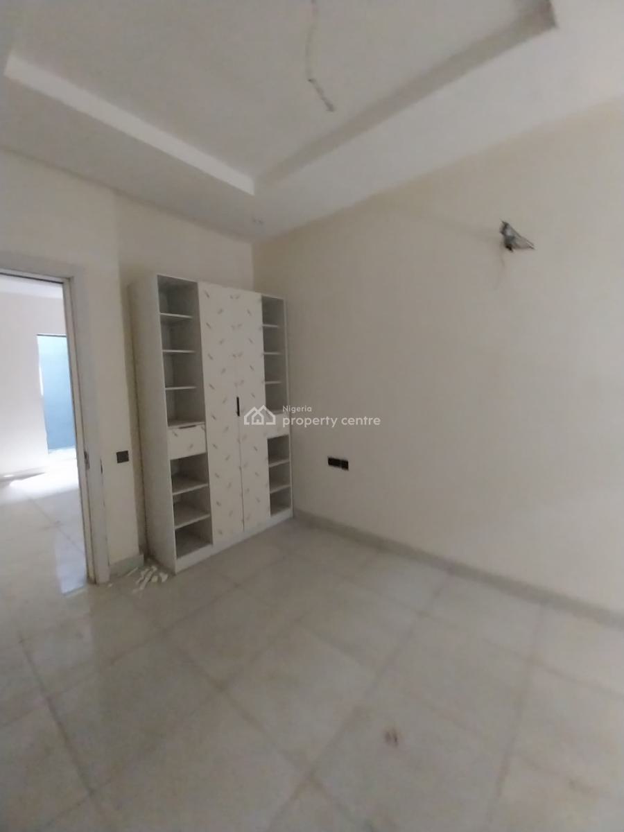 Newly Built Four (4) Bedroom Terrace House Without Bq, Pinnock Road, Lekki, Lagos, Terraced Duplex for Sale