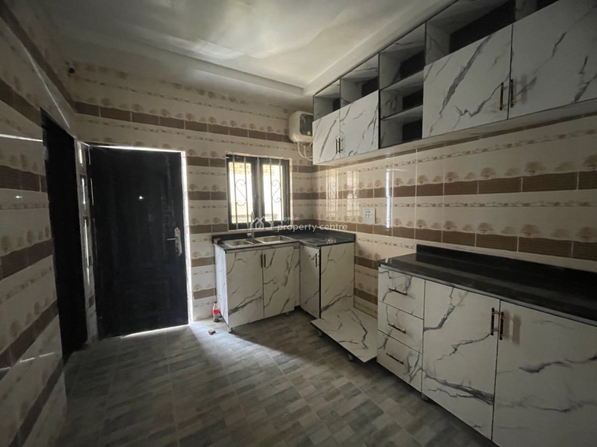 Luxury 4-bedroom Detached Bungalow with Security House Owerri, Akanawu Estate Extension, New Owerri, Owerri Municipal, Imo, Detached Bungalow for Sale