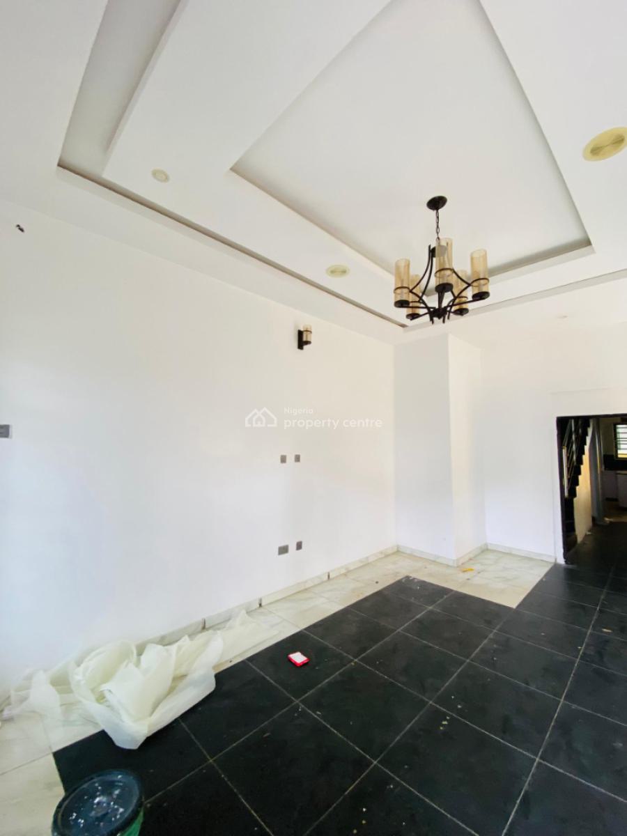 Spacious Luxury 4 Bedrooms Semi Detached Duplex, Orchid Road, Lekki, Lagos, Semi-detached Duplex for Rent