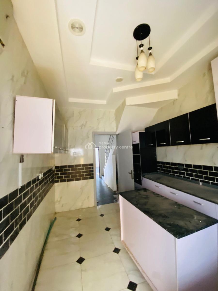Spacious Luxury 4 Bedrooms Semi Detached Duplex, Orchid Road, Lekki, Lagos, Semi-detached Duplex for Rent