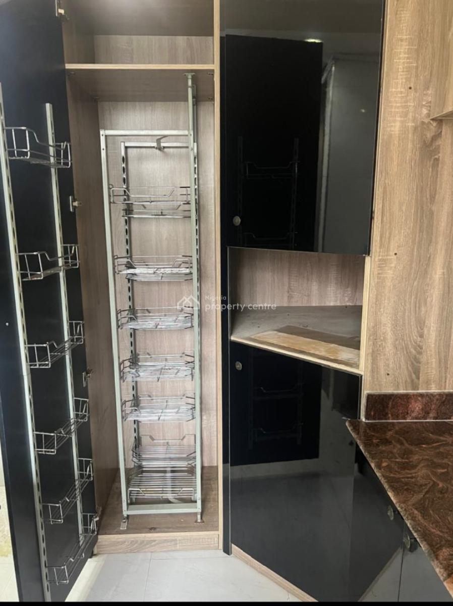 Beautiful Finished 4 Bedroom Flat + Amenities, Inside 1004 Estate, Victoria Island (vi), Lagos, Flat / Apartment for Sale