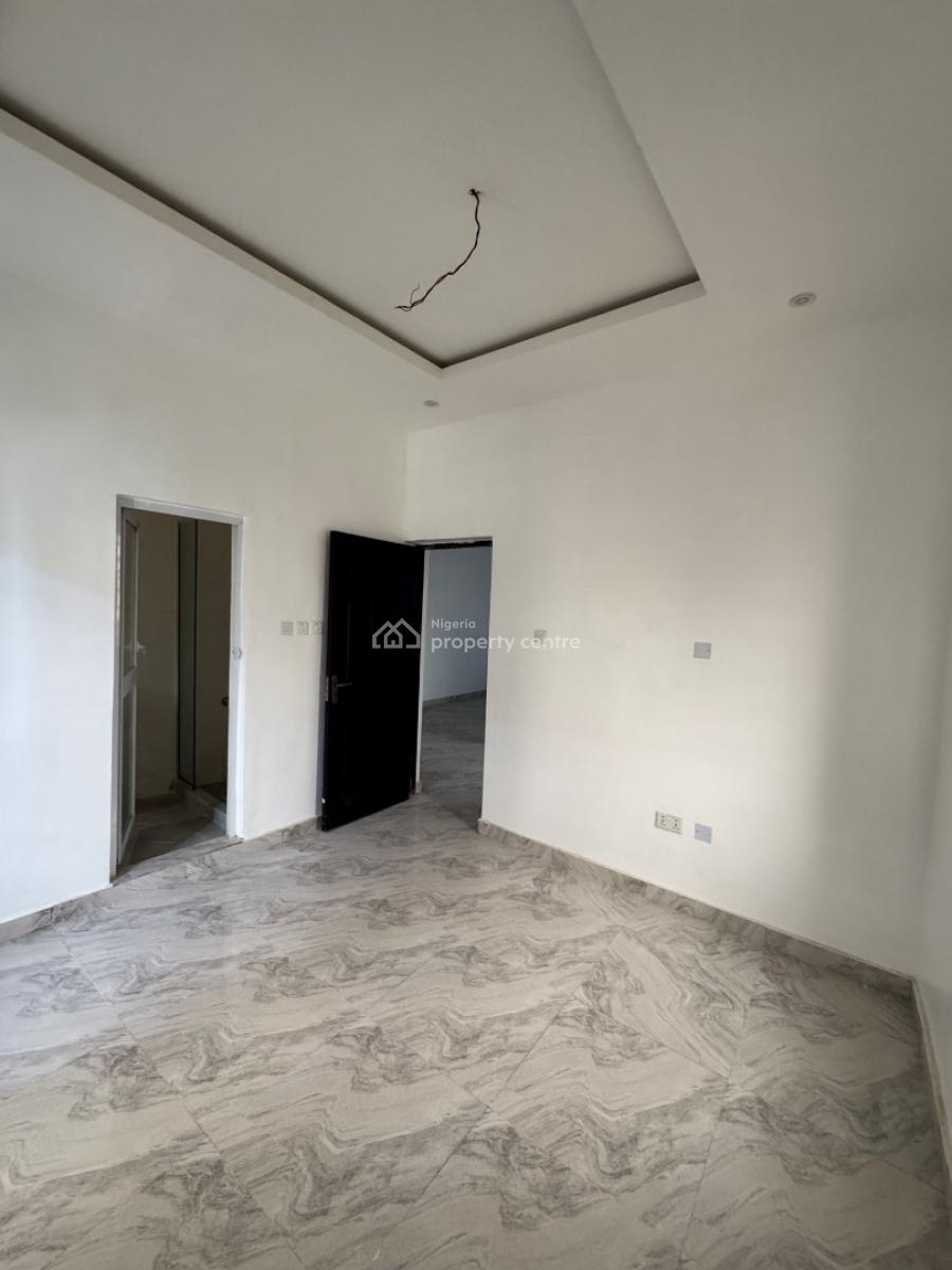 Brand New Luxury 2 Bedroom Apartment, Ologolo, Lekki, Lagos, Flat / Apartment for Rent