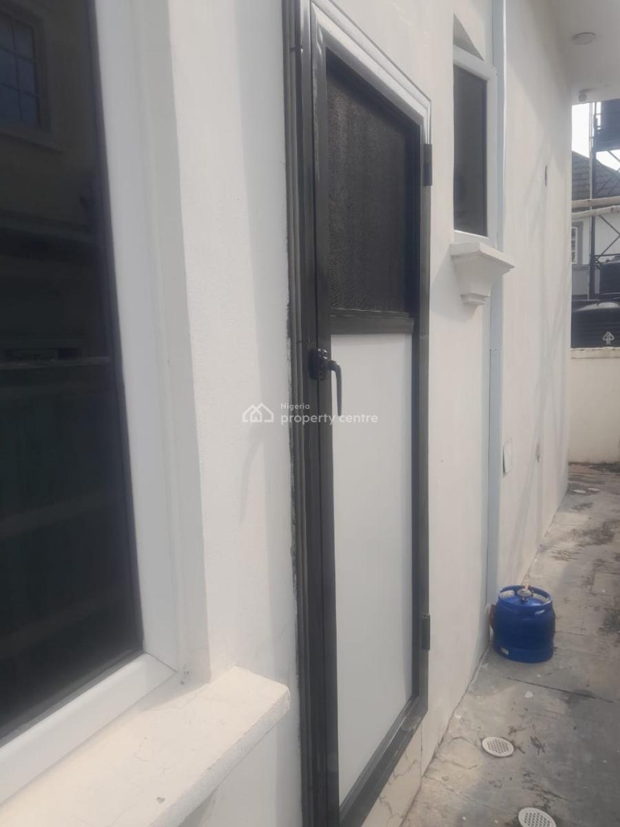 Fully Serviced Standard Bq En-suite with Toilet in a Secured Estate, Osapa, Lekki, Lagos, Self Contain (single Rooms) for Rent