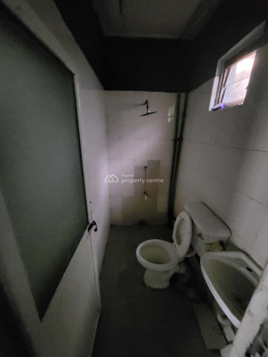 Self Contain Apartment, Akin Ogunlewe Street, Victoria Island (vi), Lagos, Self Contain (single Rooms) for Rent