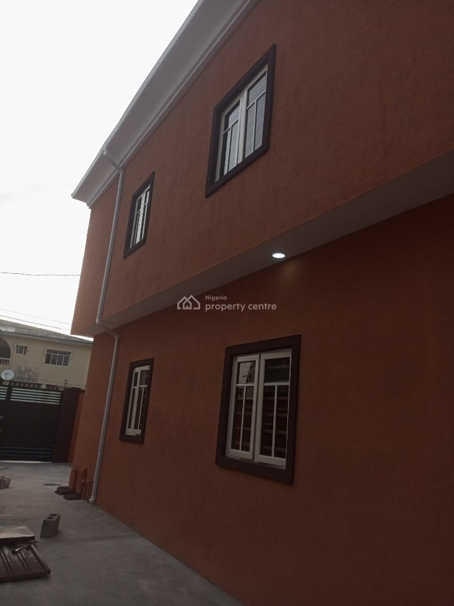 Newly Built 2 Bedrooms, Bucknor Estate, Jakande Axis, Isolo, Lagos, Flat / Apartment for Rent