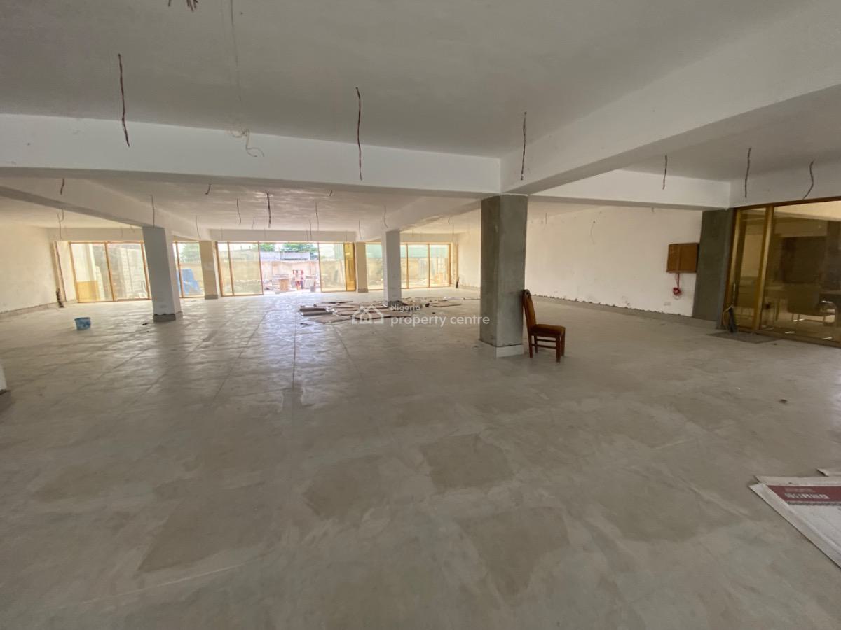 Commercial  Complex, Living Faith Express Road, Jahi, Abuja, Plaza / Complex / Mall for Rent