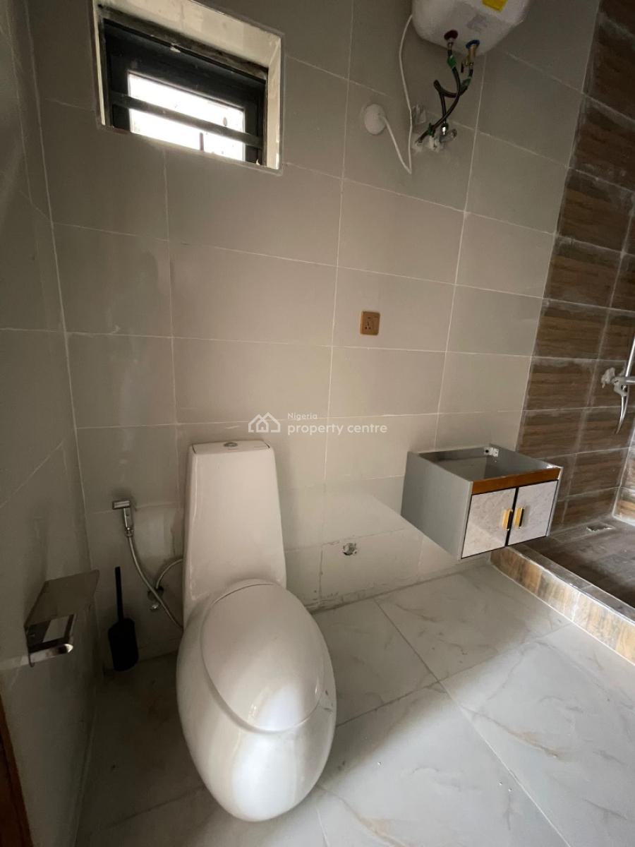 Luxury 2 Bedrooms Apartment, Agungi, Lekki, Lagos, Flat / Apartment for Sale
