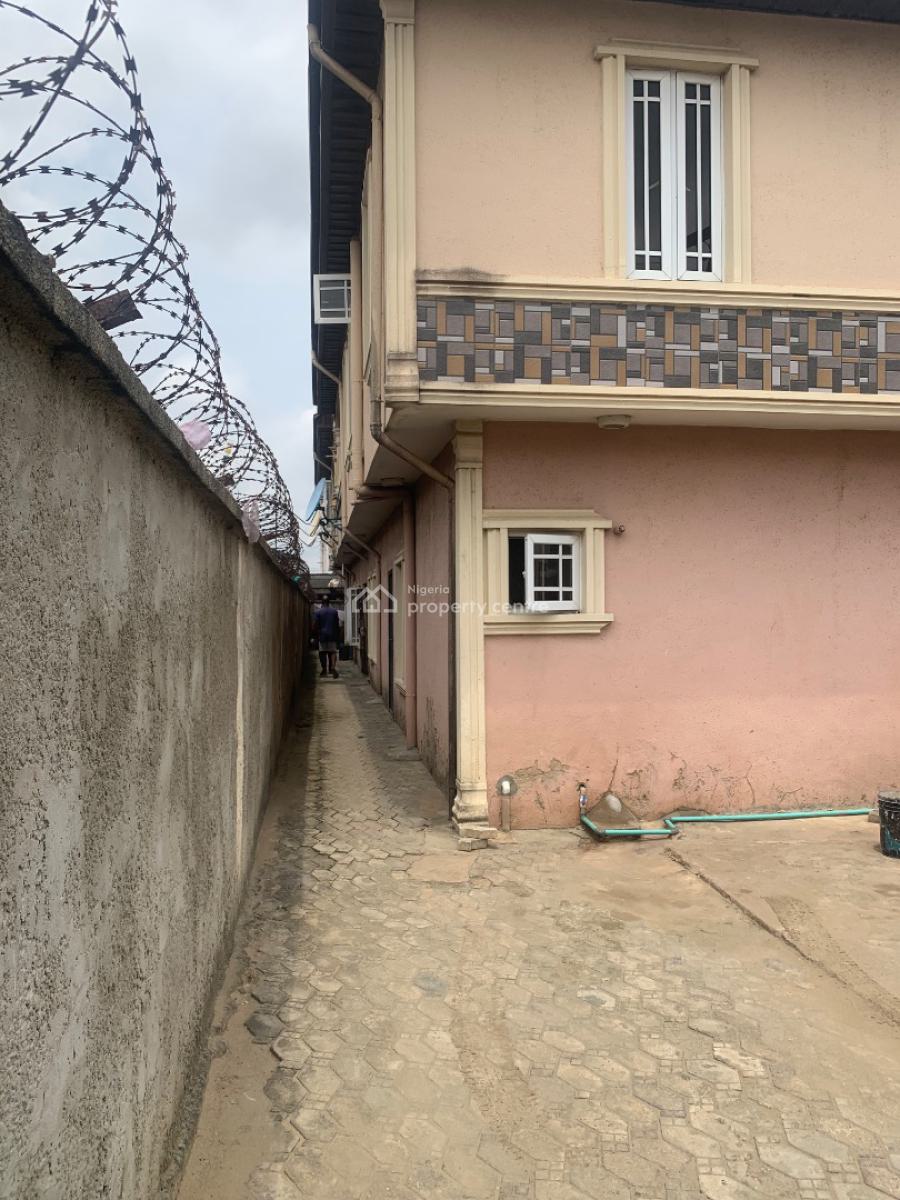 Well Maintained 4 Units of 2 Bedroom and 2 Units of Single Roomself, Oyemomi Street, Alapere, Ketu, Lagos, Block of Flats for Sale