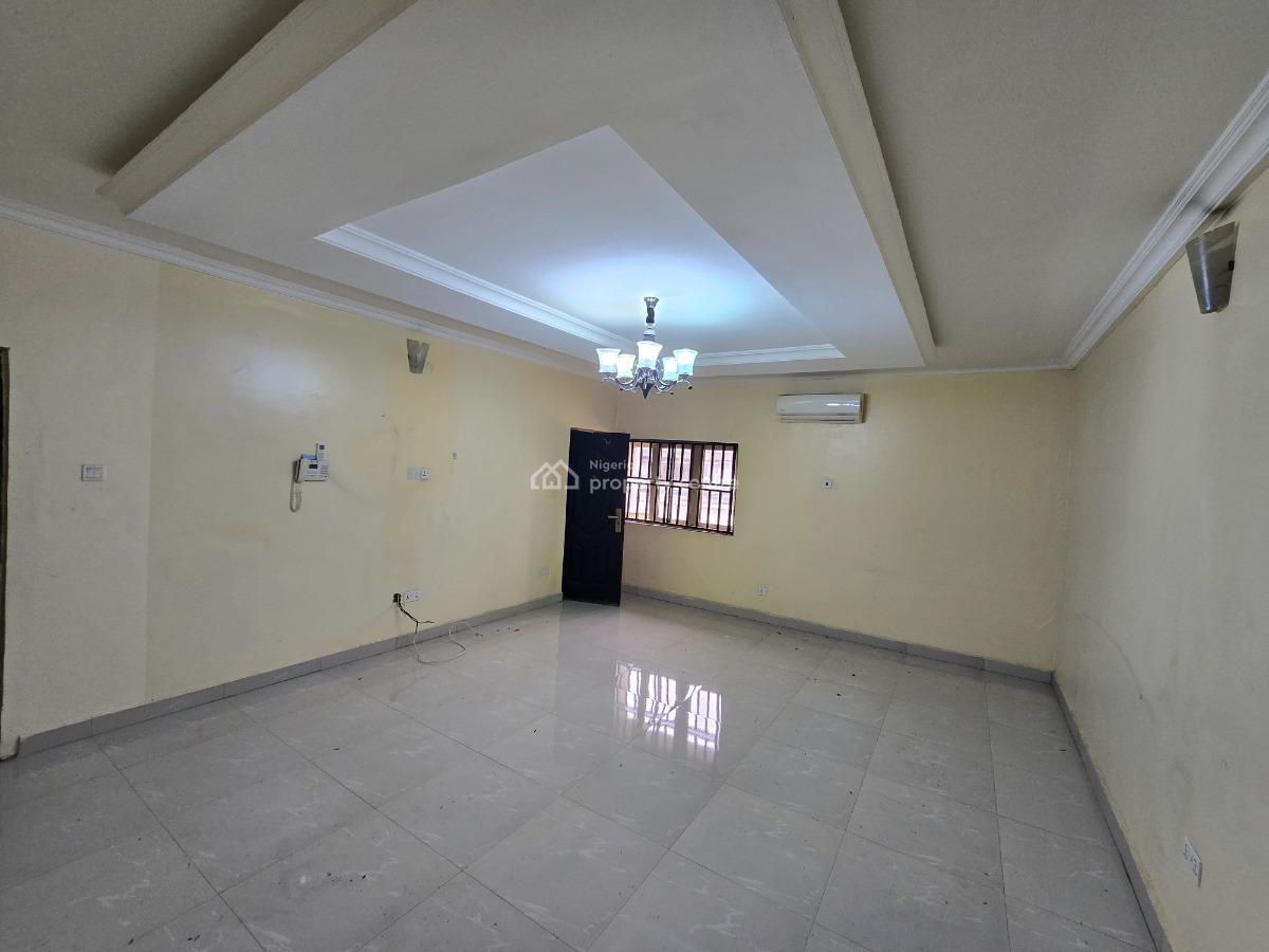 2 Bedrooms Apartment with Gym, Off Ajose Adeogun, Victoria Island (vi), Lagos, Flat / Apartment for Rent
