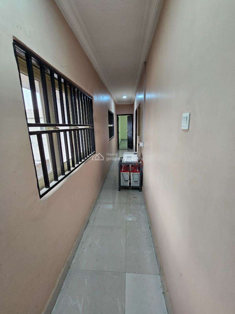 2 Bedrooms Apartment with Gym, Off Ajose Adeogun, Victoria Island (vi), Lagos, Flat / Apartment for Rent