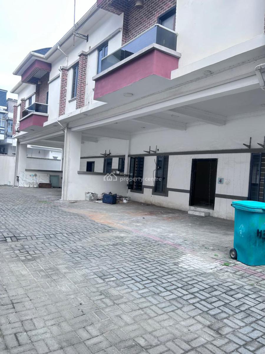 Spacious 4 Bedrooms Duplex, Conservation Centre Road, Lekki, Lagos, Terraced Duplex for Rent