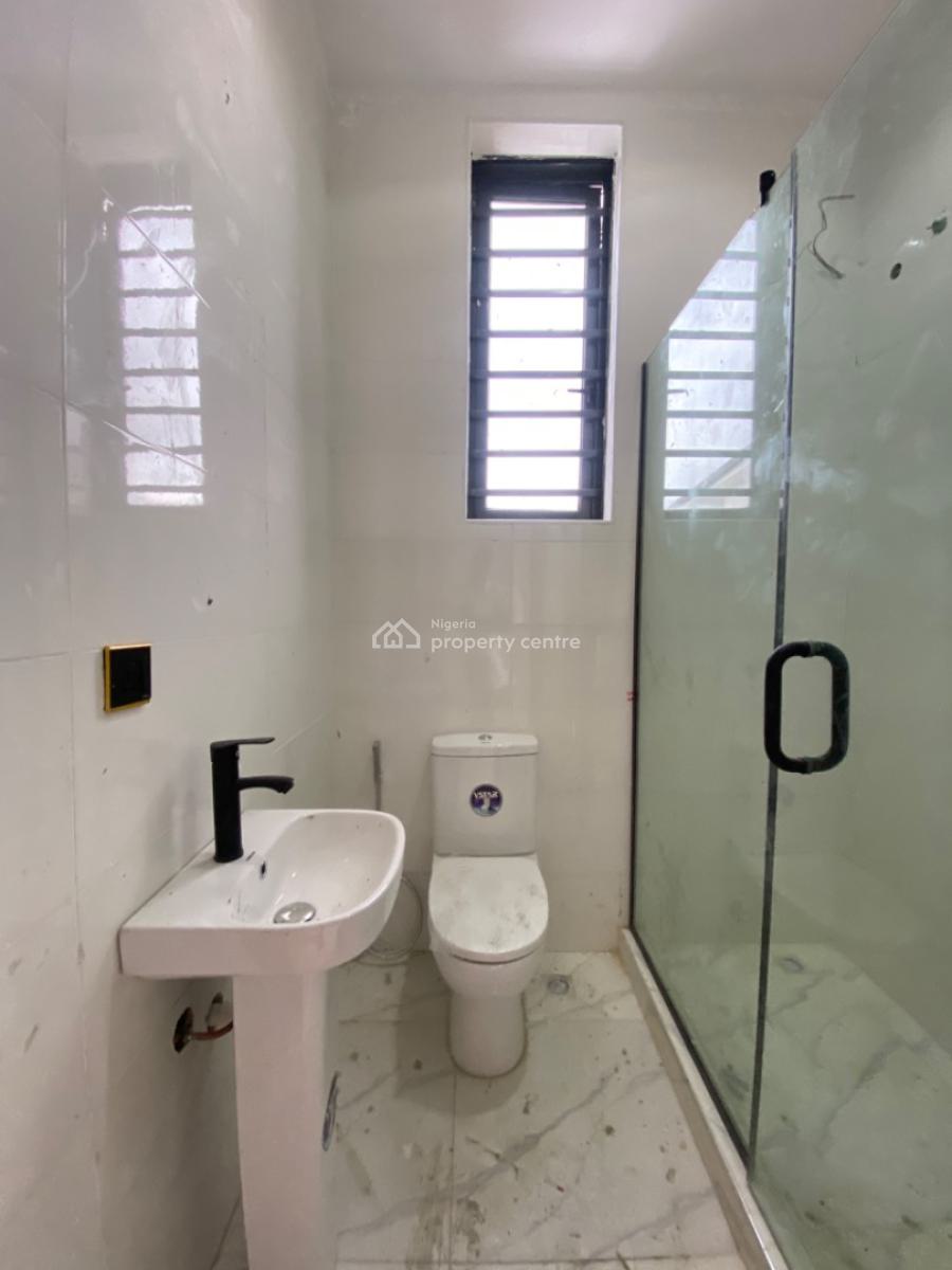 5 Bedroom Fully Detached Duplex with Bq & Solar Inverter, Extension, Vgc, Lekki, Lagos, Detached Duplex for Sale