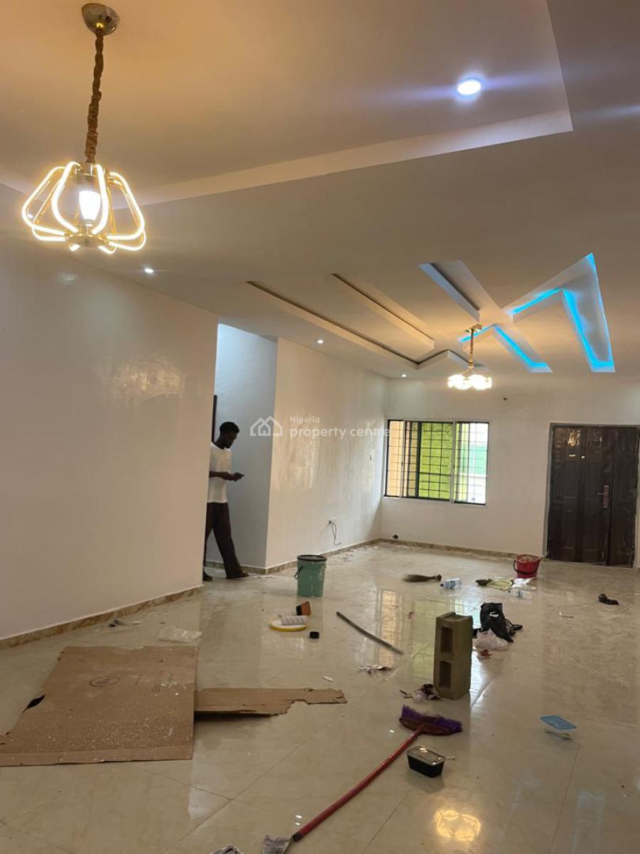Newly Renovated and Serviced 2 Bedroom Flat, Paradise 3 Estate Chevron Drive Opposite Ebano Supermarket, Lekki, Lagos, Flat / Apartment for Rent
