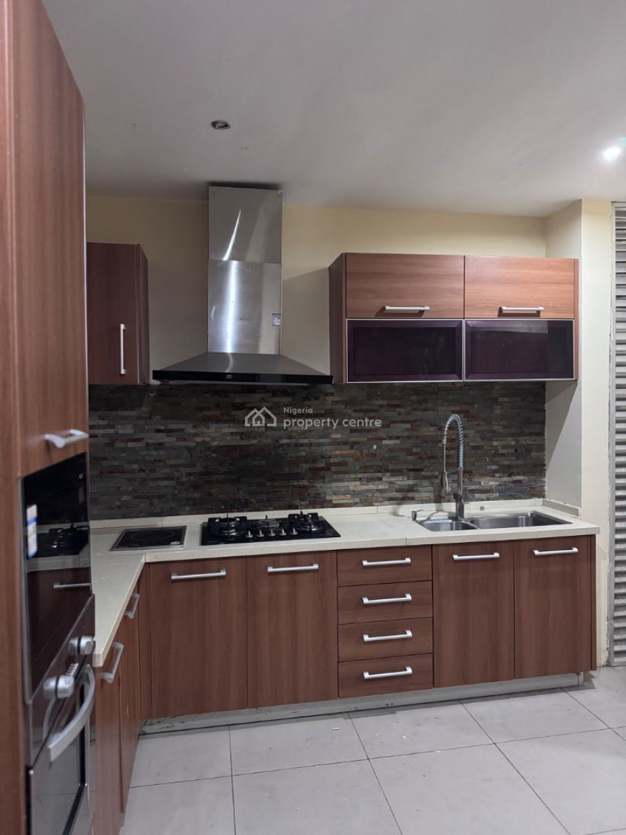4 Bedroom Apartment with Bq, Off Bourdillon Road, Old Ikoyi, Ikoyi, Lagos, Flat / Apartment for Rent