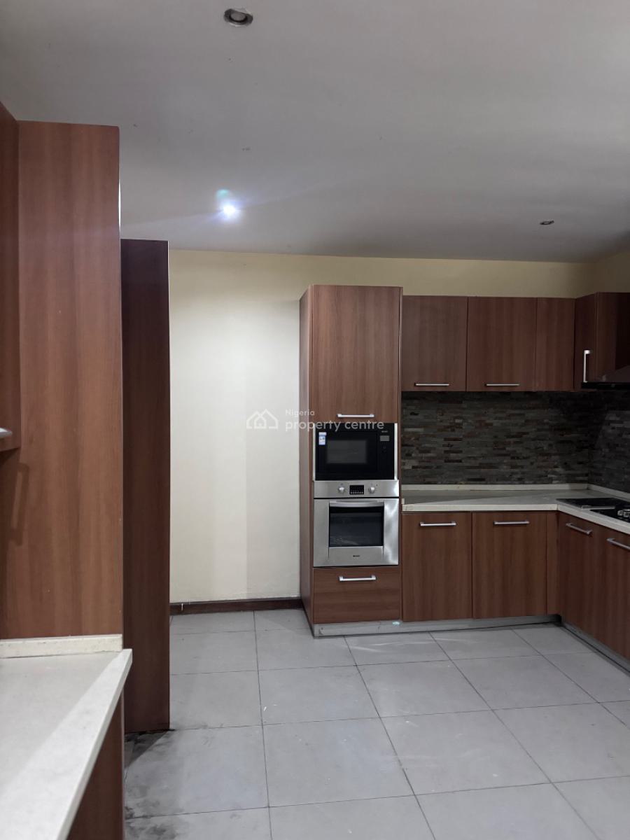 4 Bedroom Apartment with Bq, Off Bourdillon Road, Old Ikoyi, Ikoyi, Lagos, Flat / Apartment for Rent