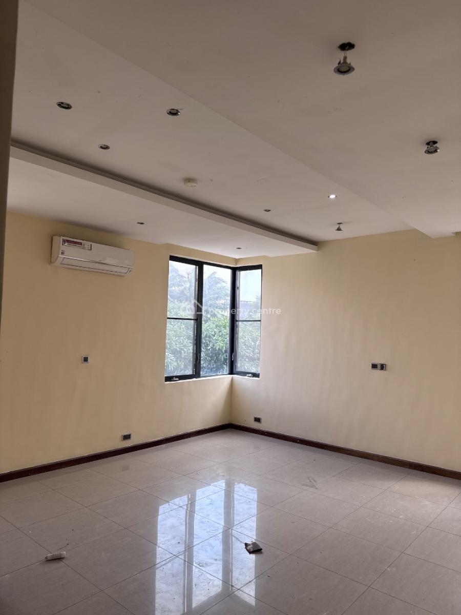 4 Bedroom Apartment with Bq, Off Bourdillon Road, Old Ikoyi, Ikoyi, Lagos, Flat / Apartment for Rent