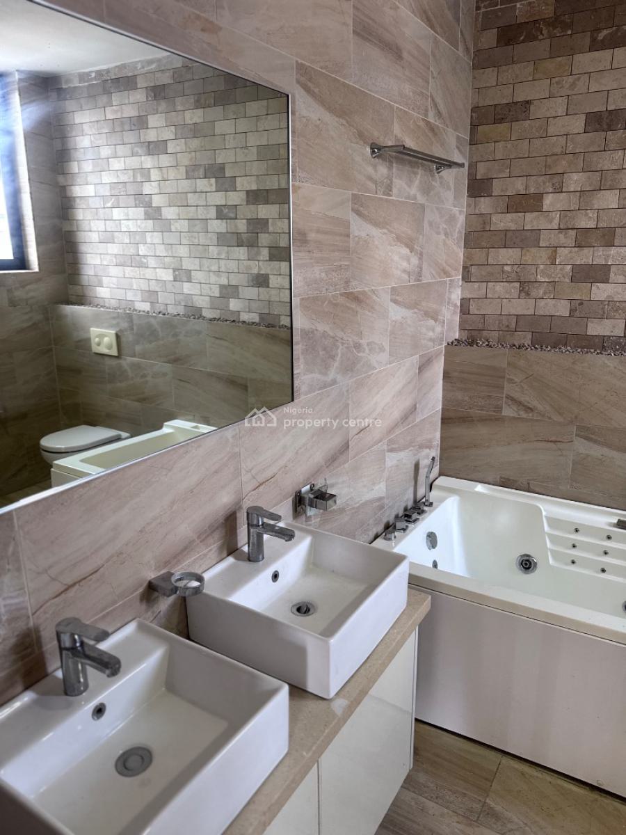 4 Bedroom Apartment with Bq, Off Bourdillon Road, Old Ikoyi, Ikoyi, Lagos, Flat / Apartment for Rent