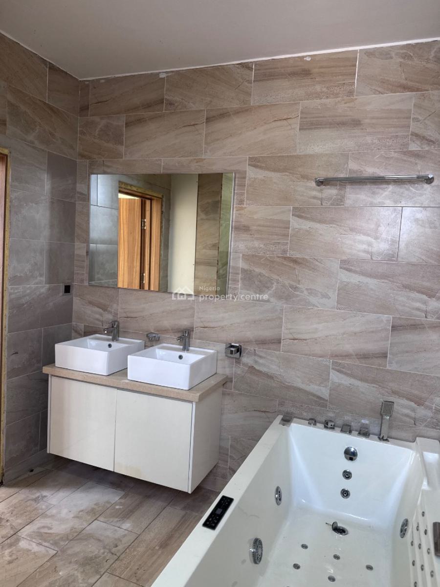4 Bedroom Apartment with Bq, Off Bourdillon Road, Old Ikoyi, Ikoyi, Lagos, Flat / Apartment for Rent