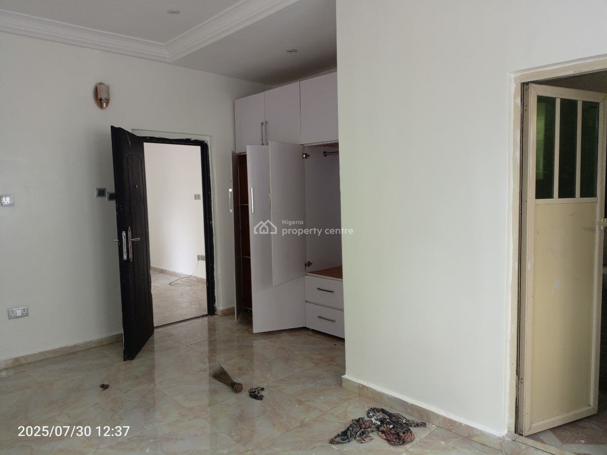 2 Bedroom Downstairs Flat, Eleganza Garden Estate Opposite Vgc, Vgc, Lekki, Lagos, Flat / Apartment for Rent