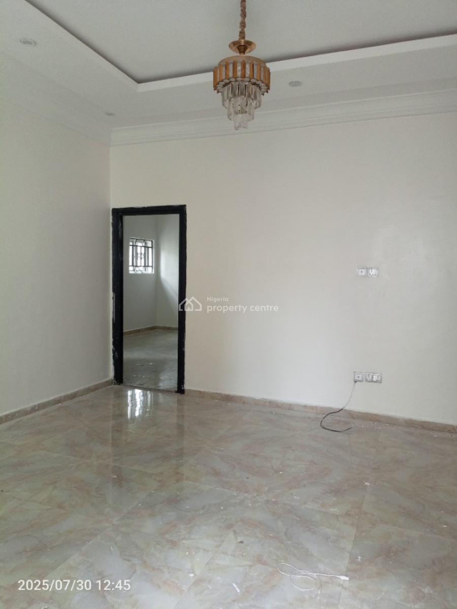 2 Bedroom Downstairs Flat, Eleganza Garden Estate Opposite Vgc, Vgc, Lekki, Lagos, Flat / Apartment for Rent