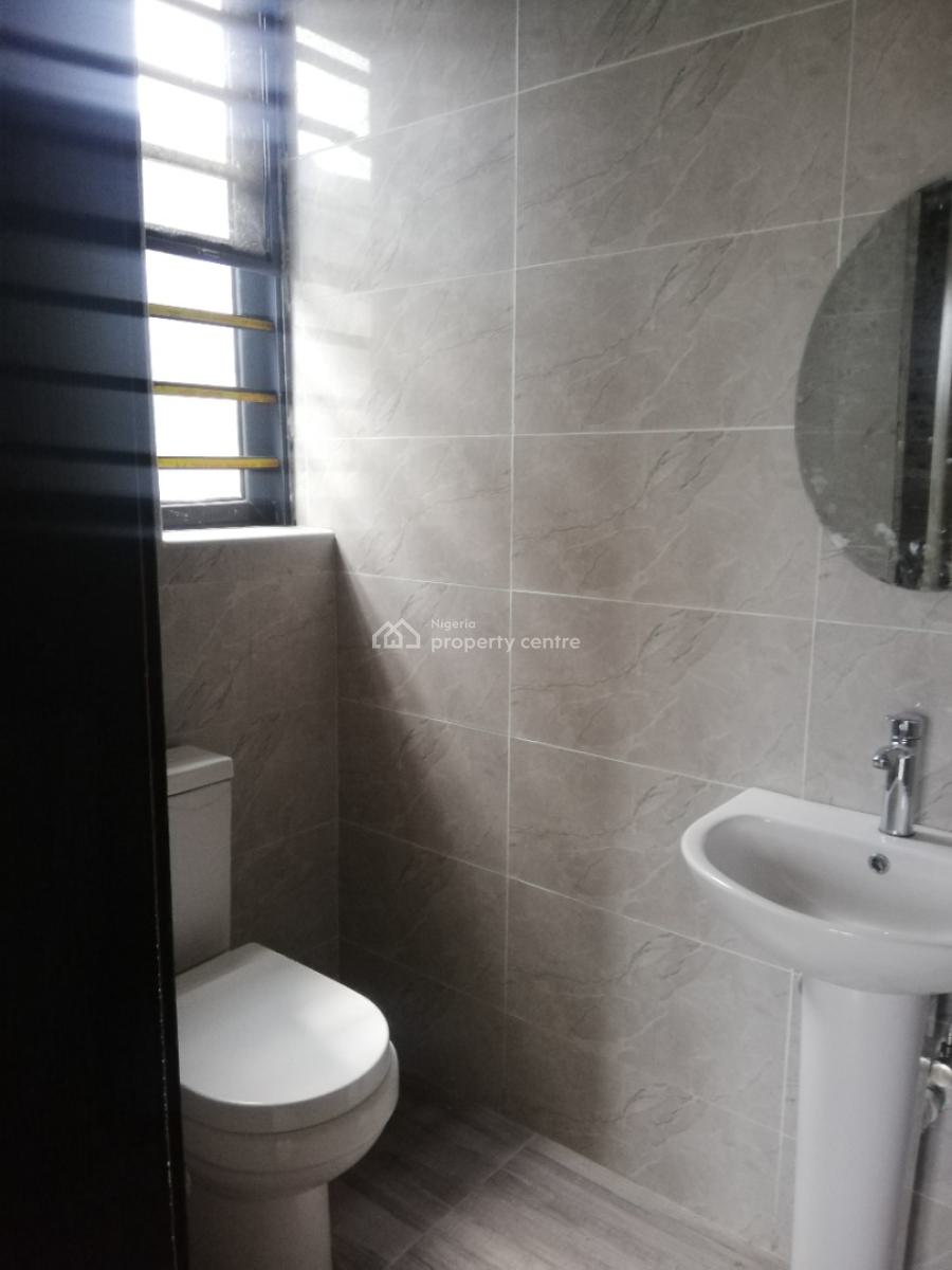 2 Bedroom Flat, Spring Apartment Iv, Jonaith Road, Off Dkk Bus Stop, Sangotedo Lagos, Sangotedo, Ajah, Lagos, Flat / Apartment for Sale