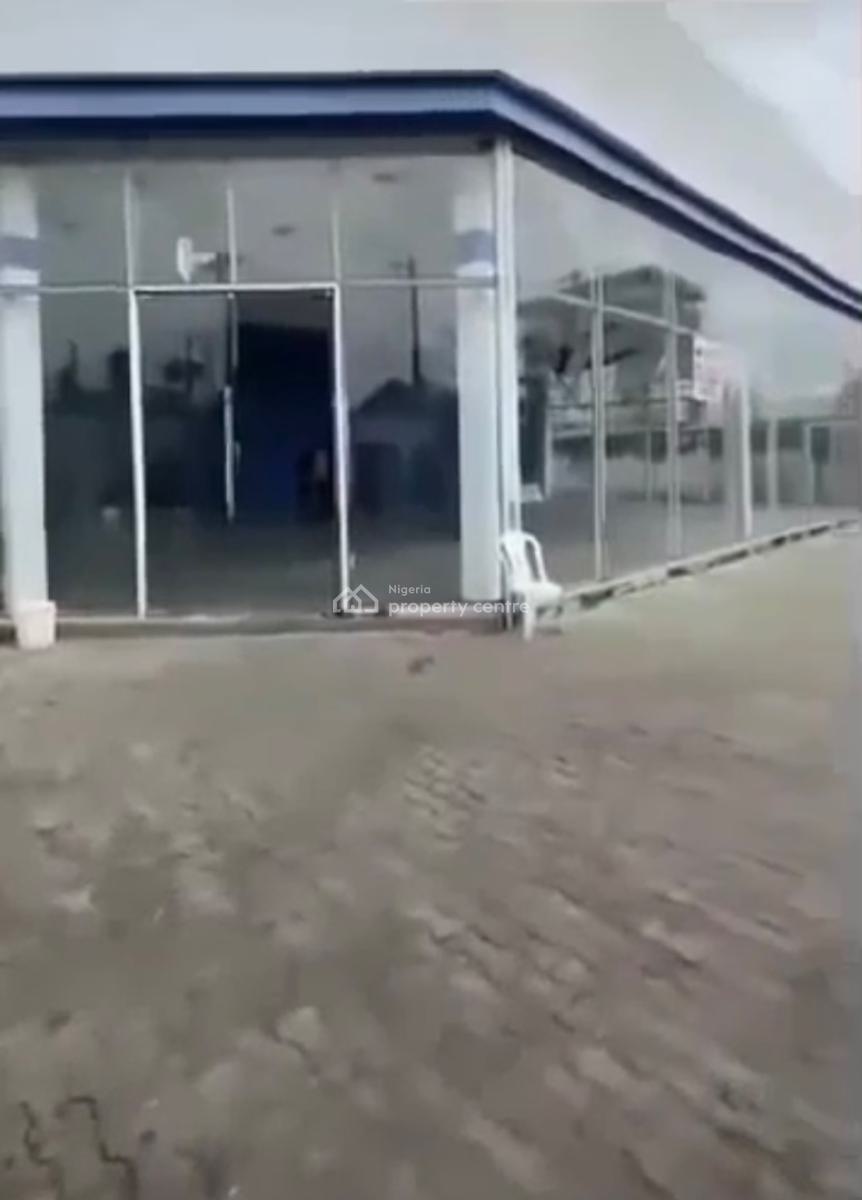 a Massive Standard Commercial Space, Victoria Island (vi), Lagos, Commercial Property for Rent