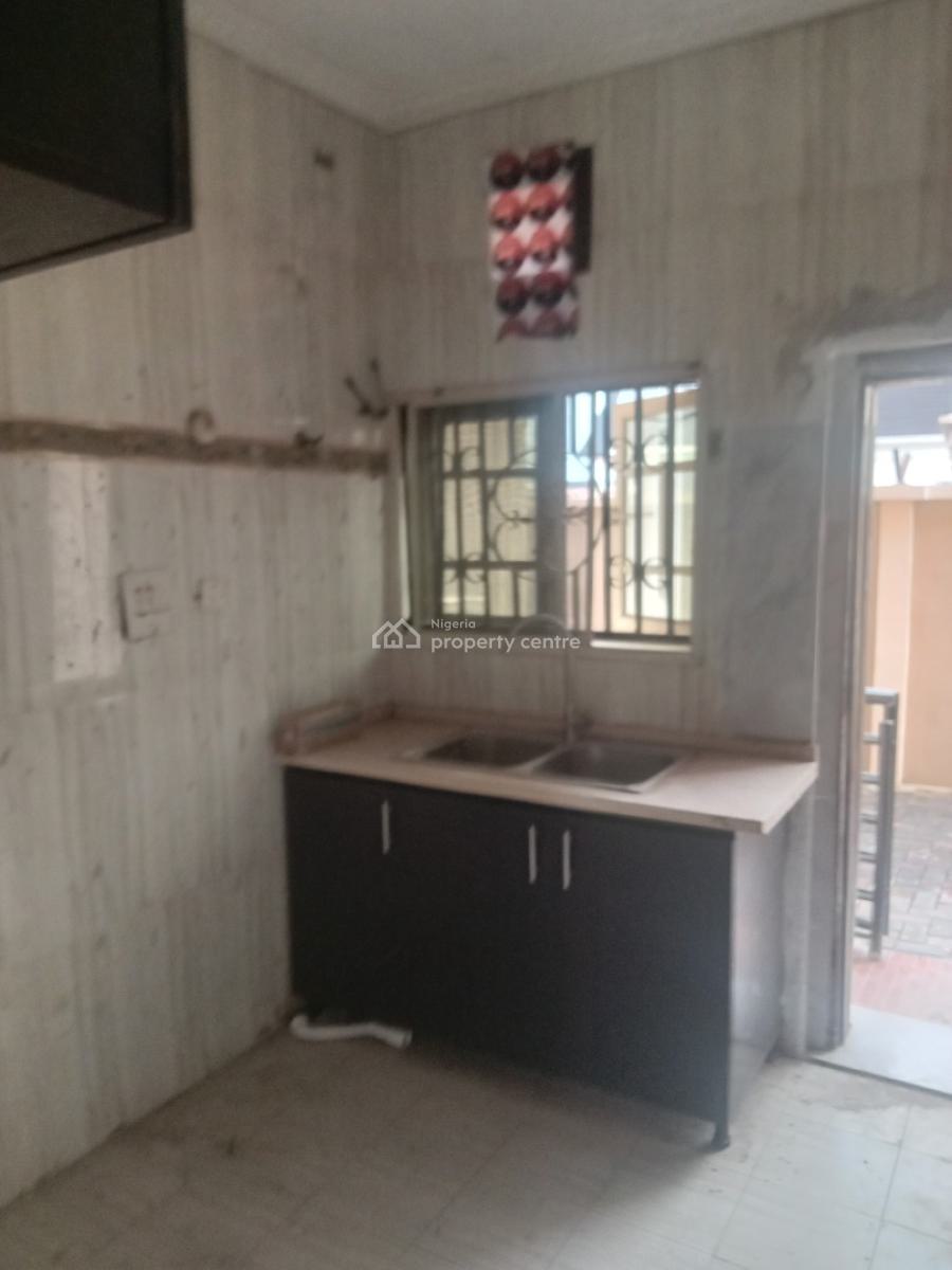 Spacious Fine 2 Bedroom Flat, Unity Estate, Badore, Ajah, Lagos, Flat / Apartment for Rent