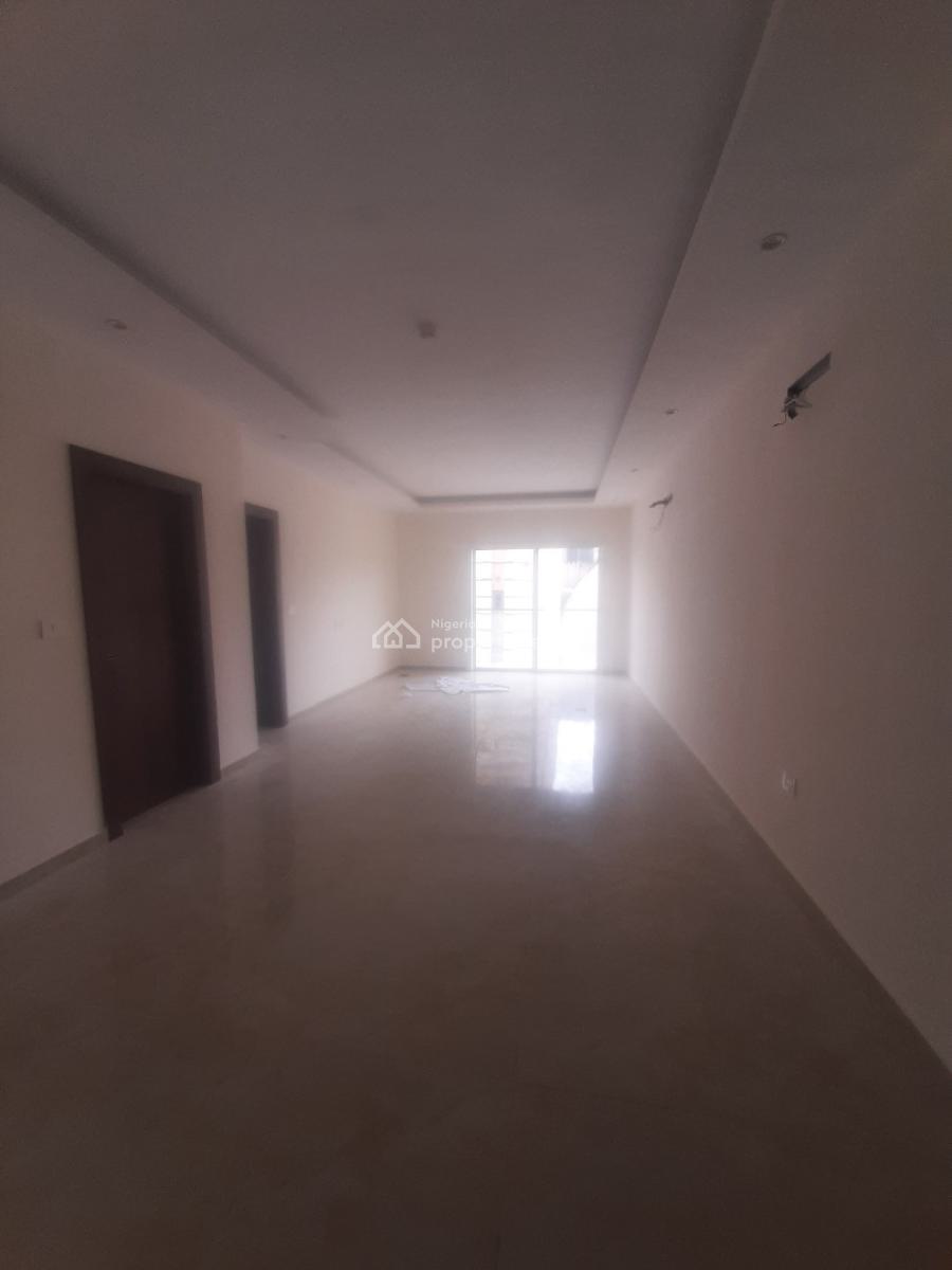 Newly Built and Serviced with 24/7 Power Supply 2 Bedroom En-suite Fla, Victoria Island (vi), Lagos, Flat / Apartment for Rent