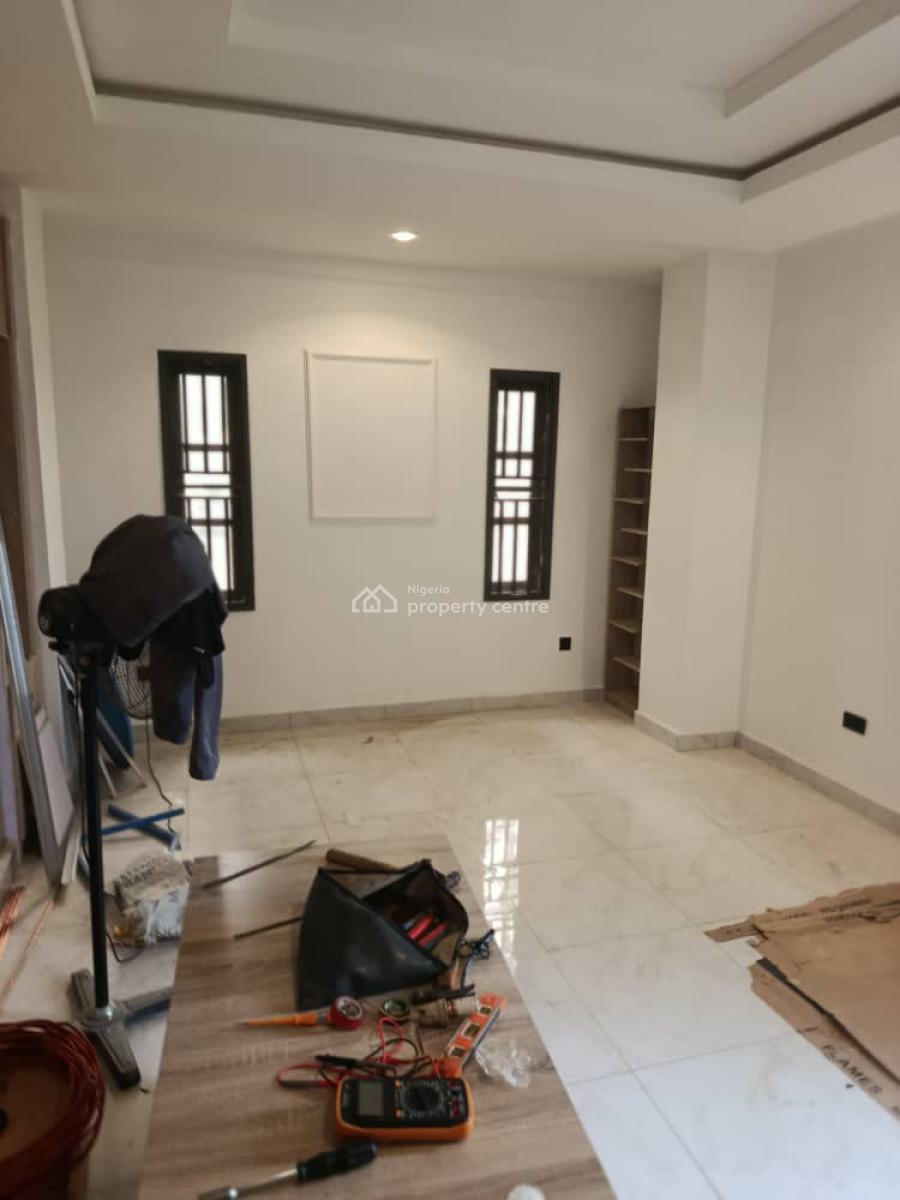 Serviced 2 Bedroom Flat, 24/7 Light, Gilmore Road, Jahi, Abuja, Flat / Apartment for Rent