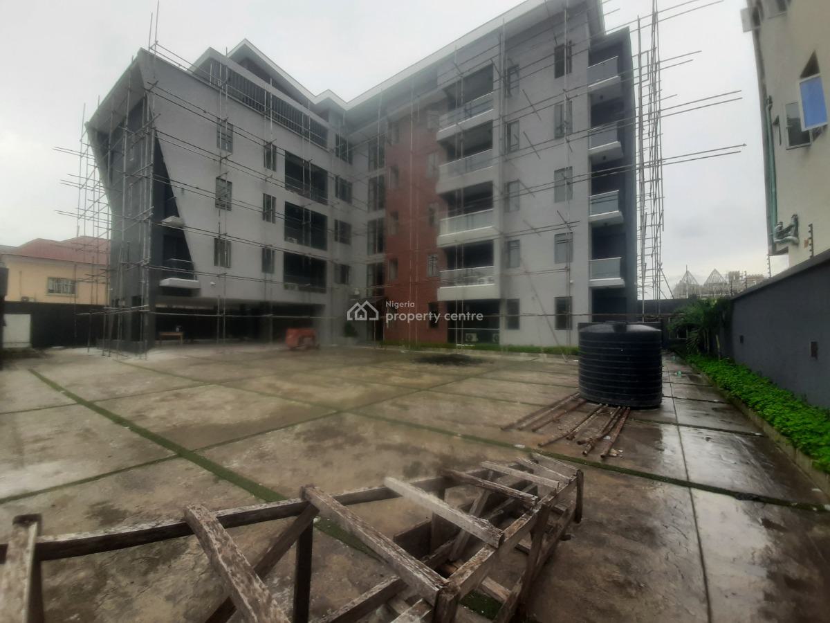 2 Bedroom En-suite Flat, Lekki Phase 1, Lekki, Lagos, Flat / Apartment for Rent