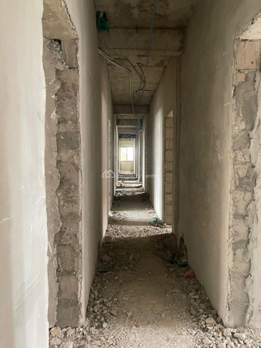 Commercial Building in a Serene Neighbourhood, Lekki Phase 1, Lekki, Lagos, Semi-detached Duplex for Rent