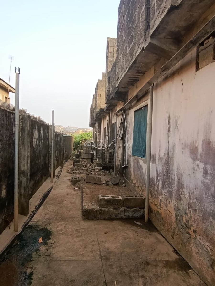 4bedroom  Flat+2bedroom +, Iyana Ipaja, Ipaja, Lagos, Block of Flats for Sale