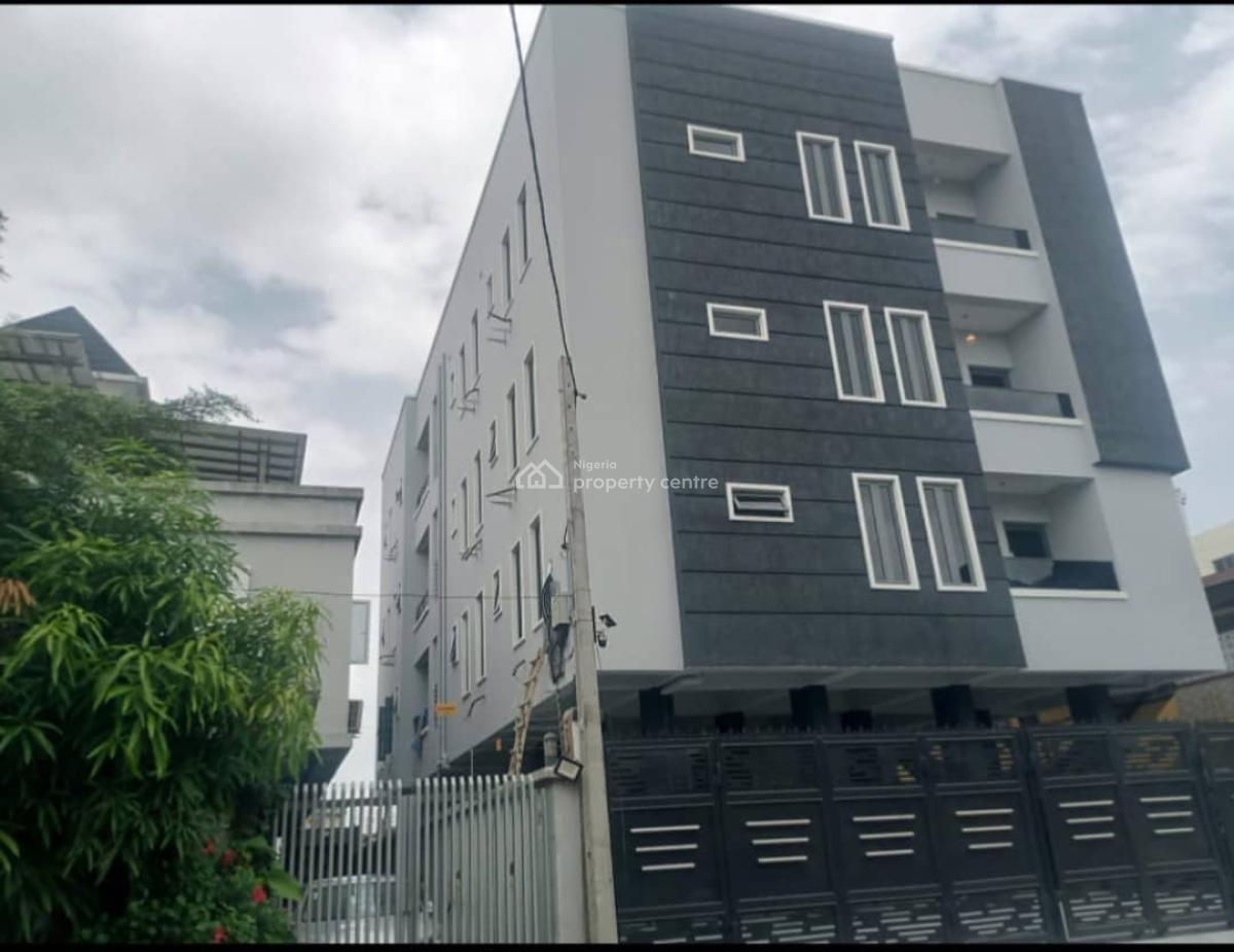 Luxurious Built 3 Bedroom Apartment with Bq, Alagomeji, Yaba, Lagos, Flat / Apartment for Sale