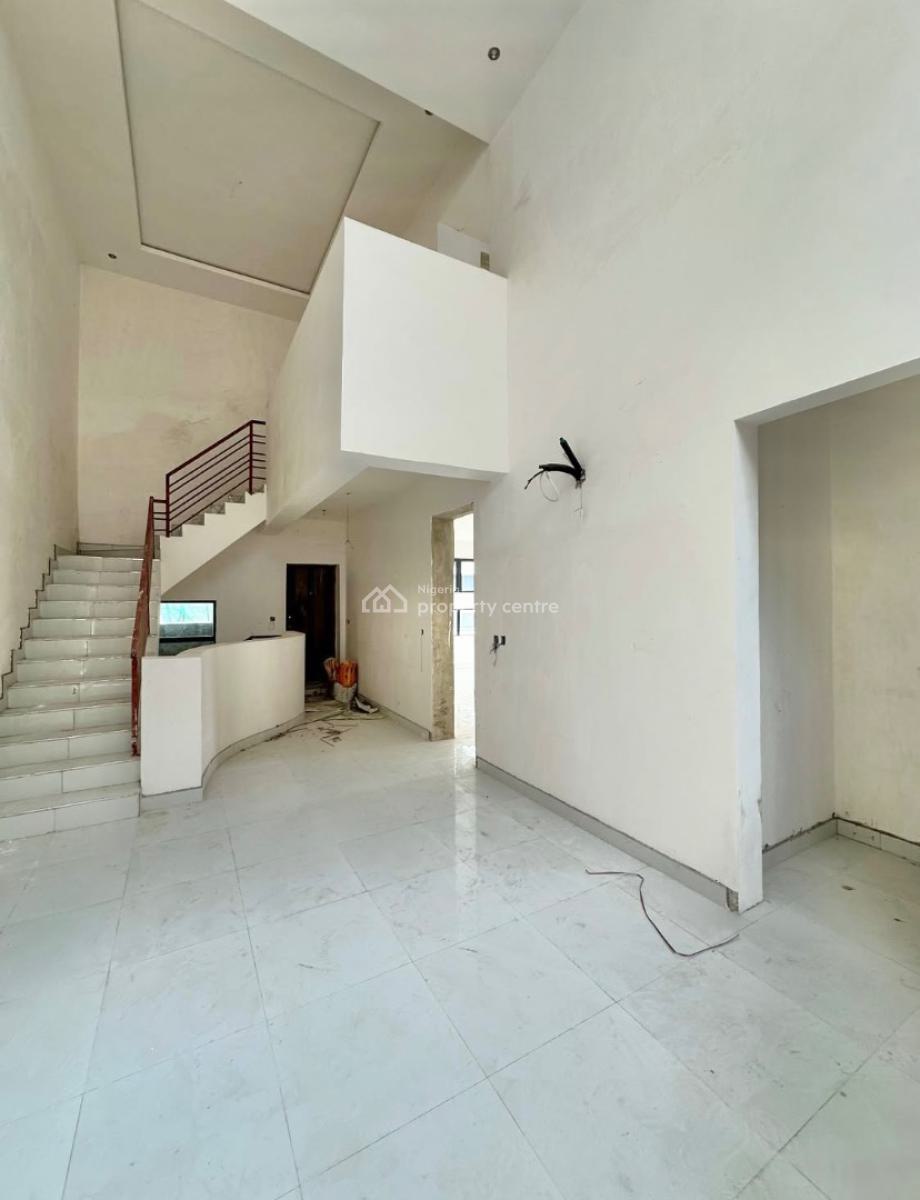 Newly Built Serviced 4 Bedrooms Townhouse with Bq, Lekki Phase 1, Lekki, Lagos, Detached Duplex for Rent