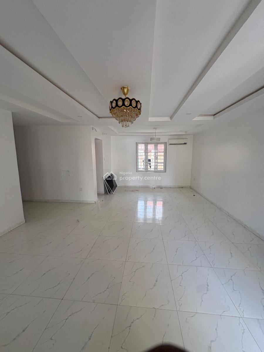 Standard 3 Bedroom Apartment, Emmanuel Mbaka Rd, Airport Rd, Lugbe District, Abuja, Flat / Apartment for Rent